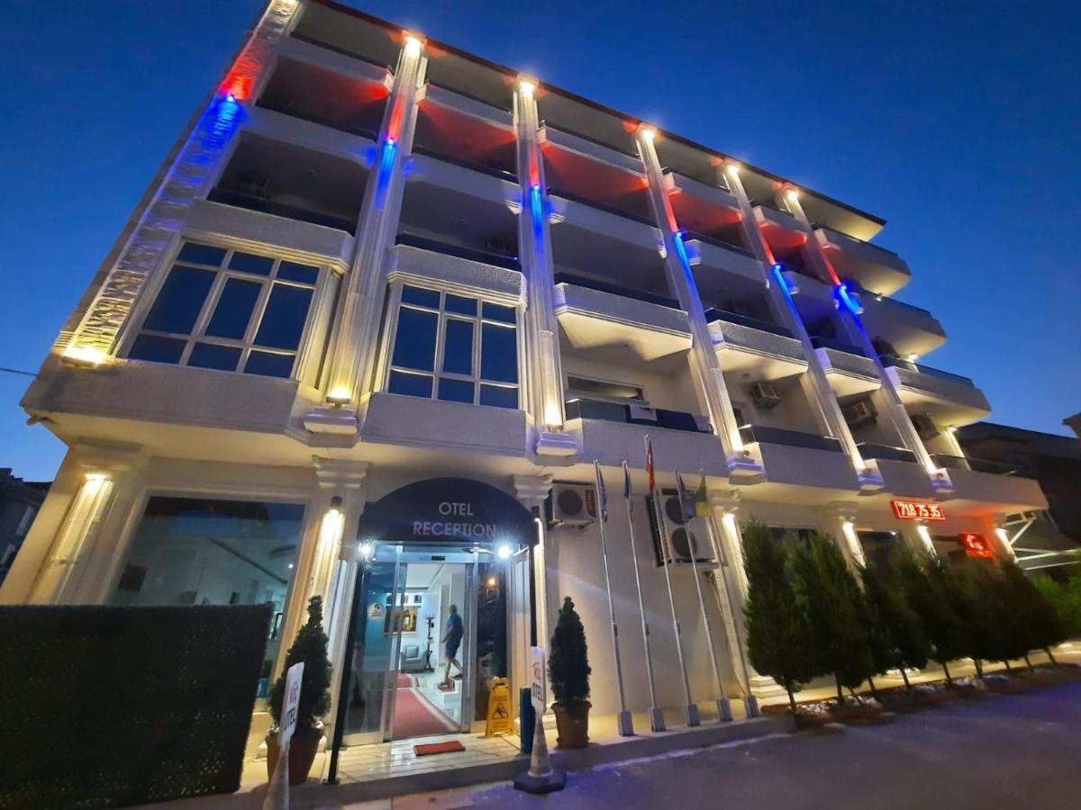Koc Hotel Karasu エクステリア 写真